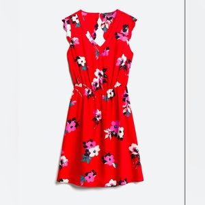 NWT. 41 hawthorn midnight scallop detail dress